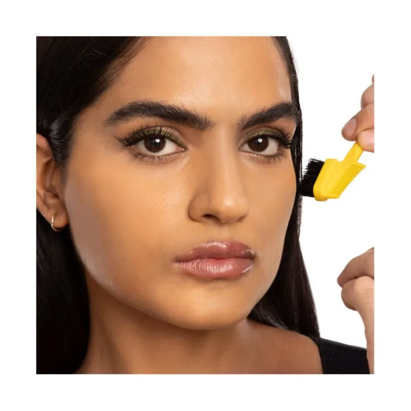 Yves Saint Laurent Yeux^Lines Liberated