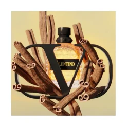 Homme Valentino Eau De Toilette^Uomo Born in Roma Yellow Dream