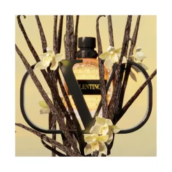 Homme Valentino Eau De Toilette^Uomo Born in Roma Yellow Dream